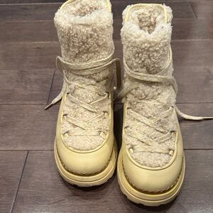 Sam Edelman Cream Winter Boots